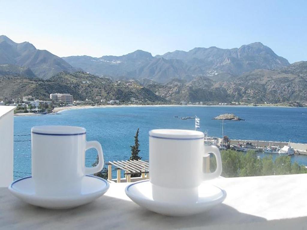 White House Hotel-Apart Karpathos Bagian luar foto