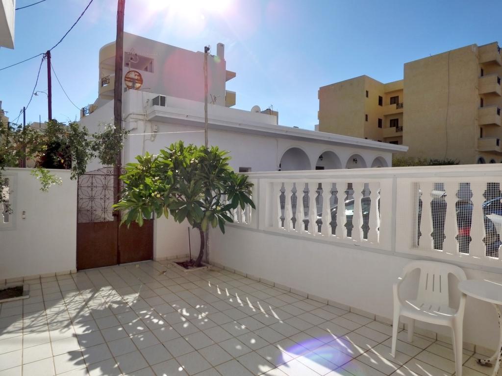 White House Hotel-Apart Karpathos Bagian luar foto