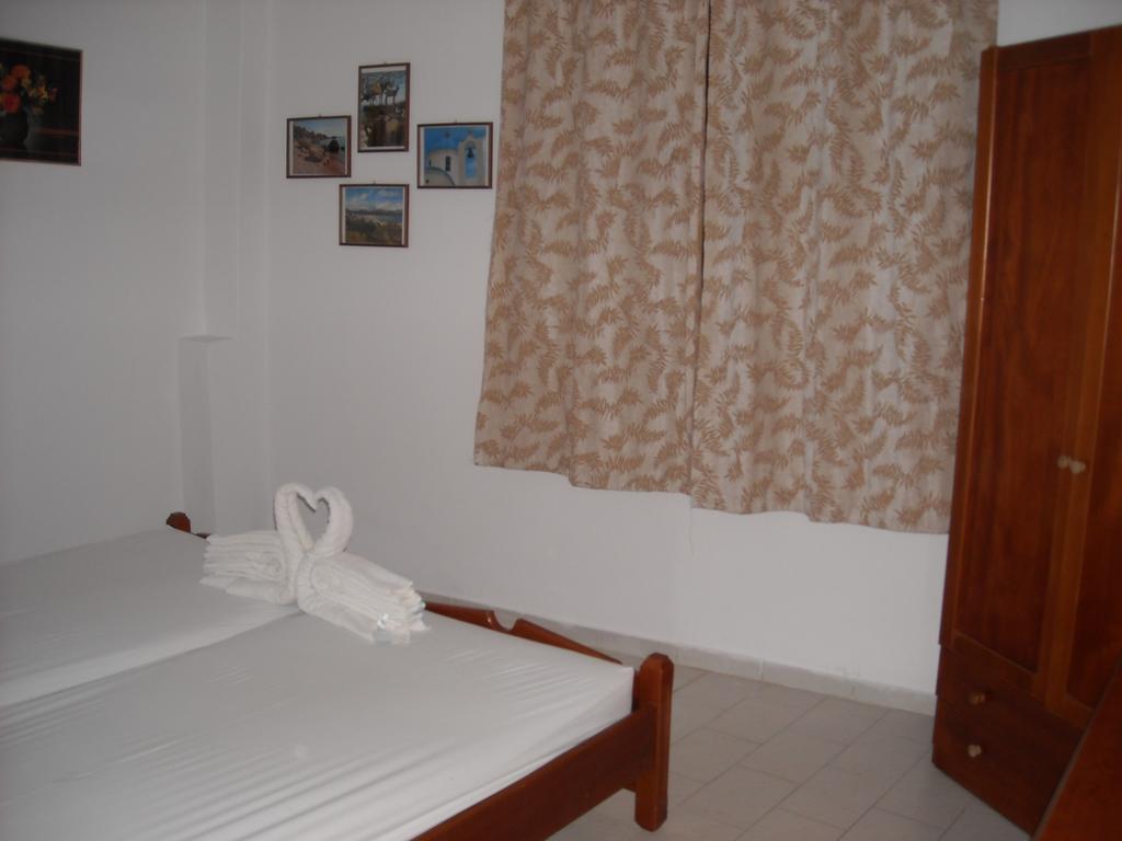 White House Hotel-Apart Karpathos Bagian luar foto