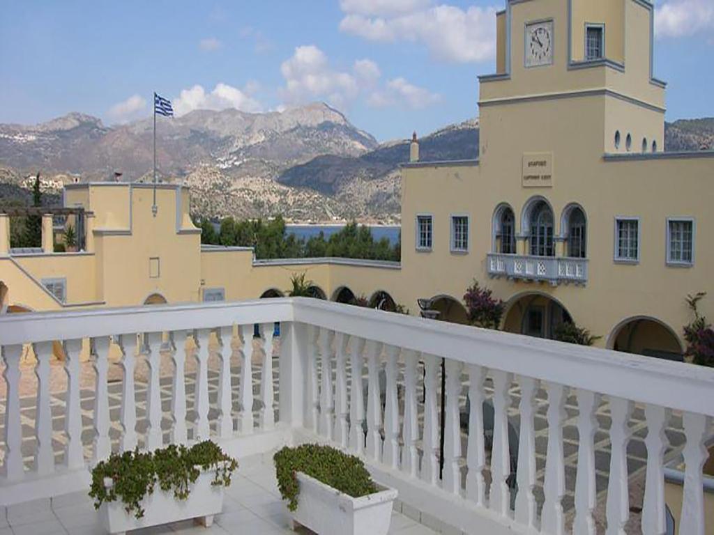 White House Hotel-Apart Karpathos Bagian luar foto