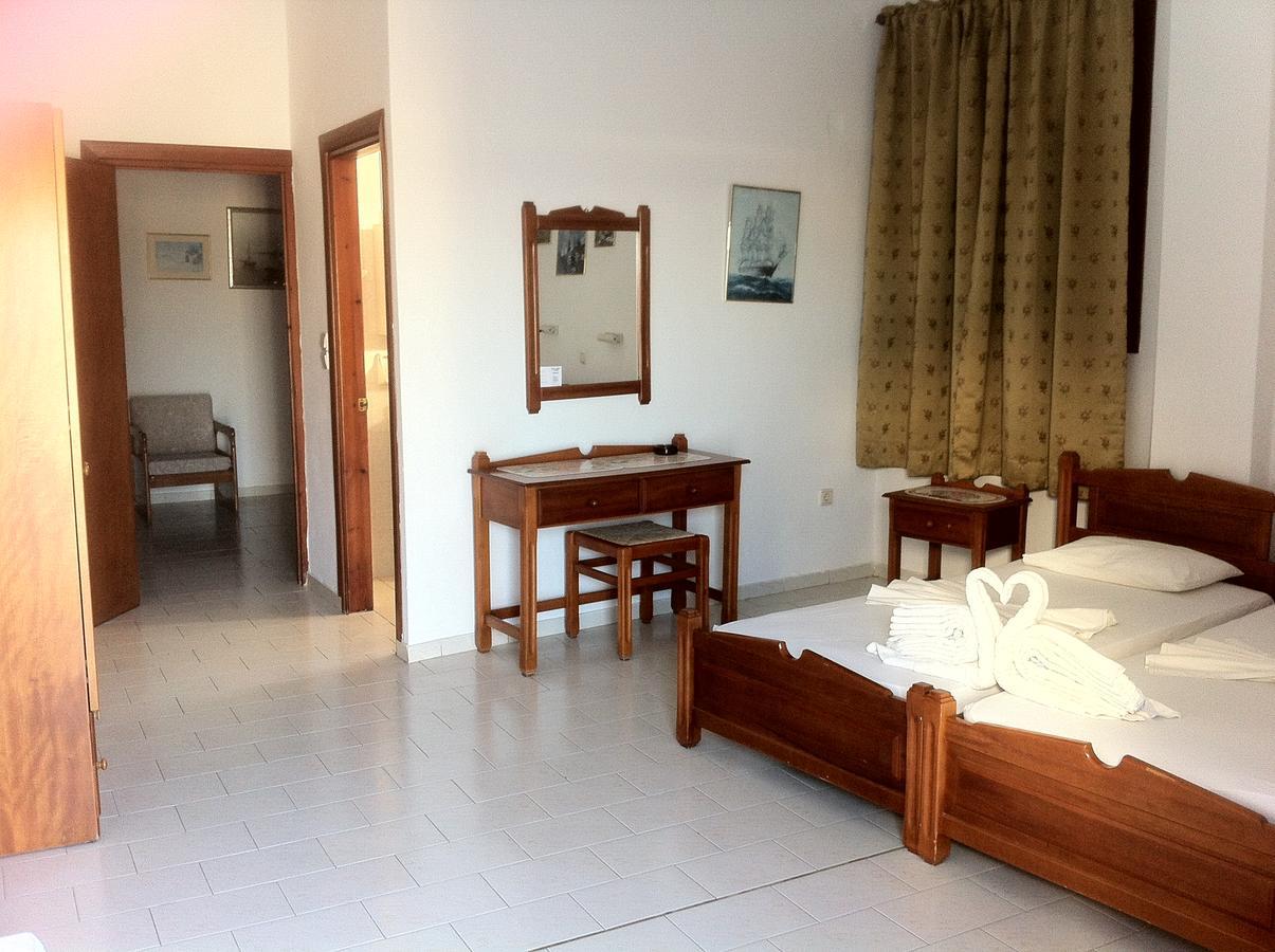 White House Hotel-Apart Karpathos Bagian luar foto