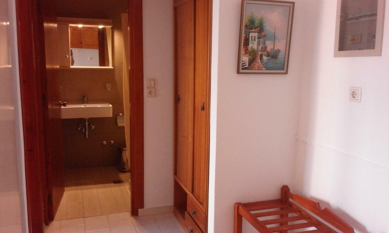 White House Hotel-Apart Karpathos Bagian luar foto
